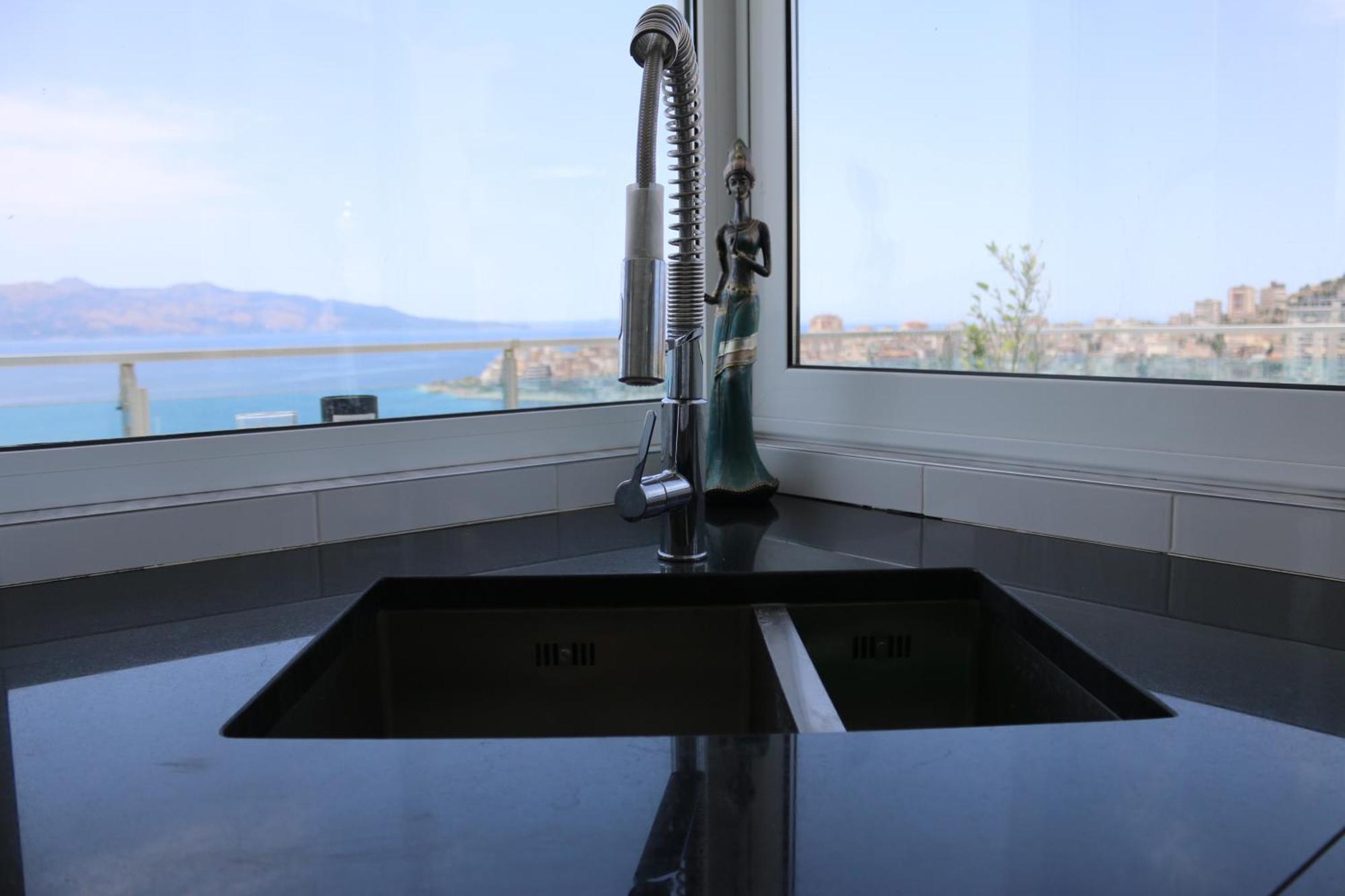 Sarandë Rocknest Sea View Penthouse 아파트 외부 사진